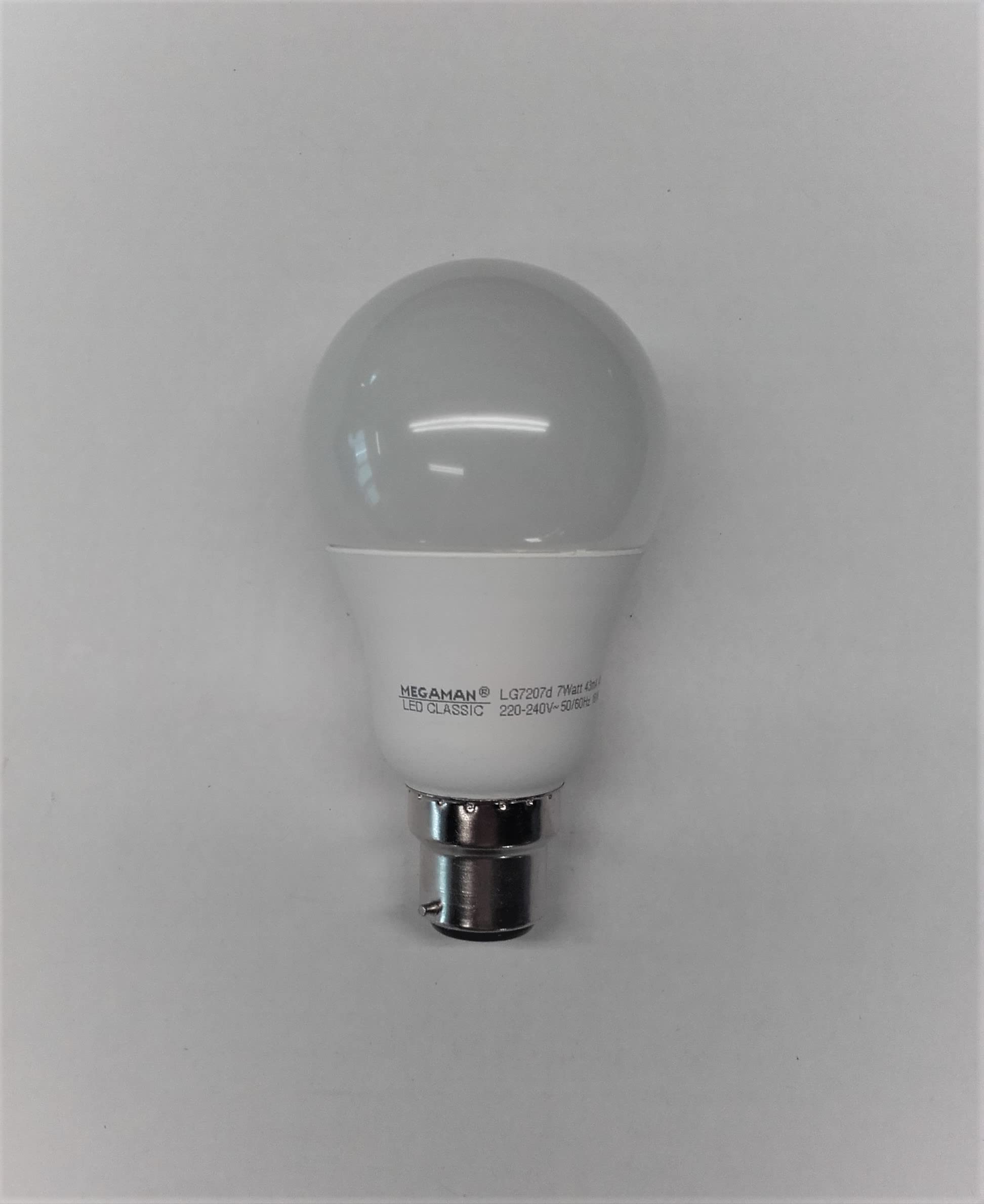 MEGAMAN _ Bulb _ Classic LAMP A60 / B22 / 7W / 470LM / 100- 10% / 4000K / 25,000 HRS _MM07150