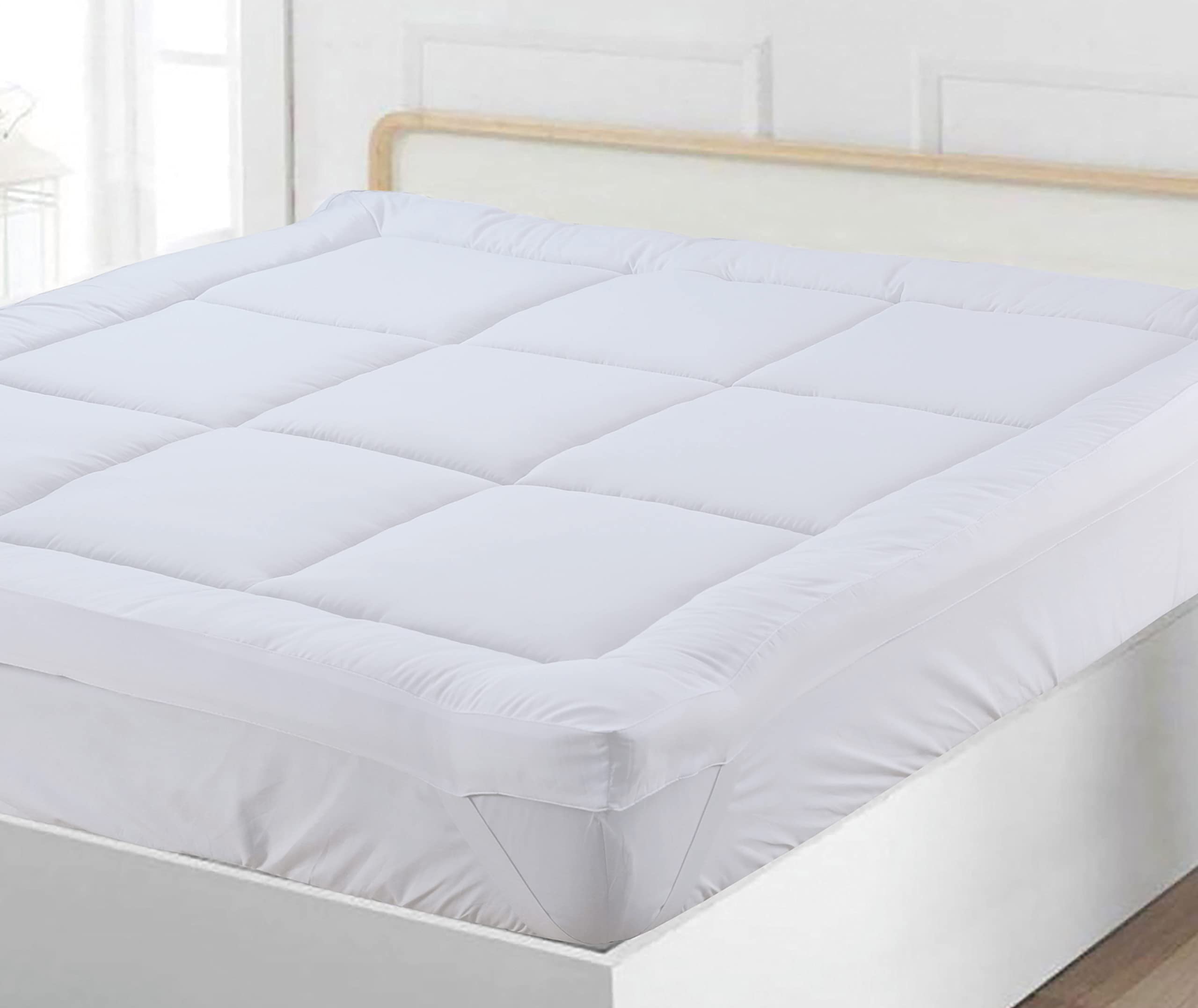 ZNR® 10cm Fluffy Hypoallergenic Hollowfiber Mattress Topper | Elasticated Straps | Double Bed (137x190 cm)