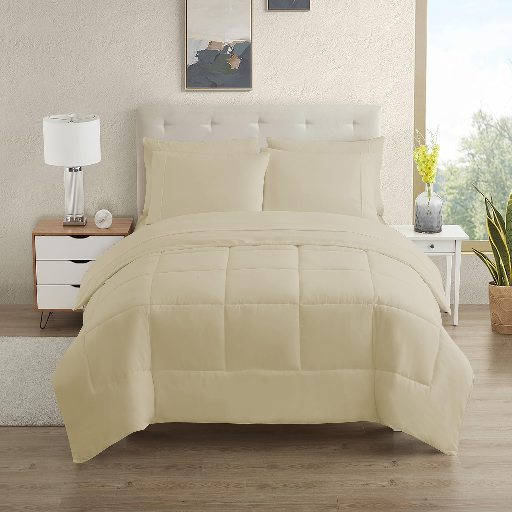 Sweet Home Collection Ultra Soft Down Alternative Set & Luxurious Bed Sheets, Polyester, Beige, Twin