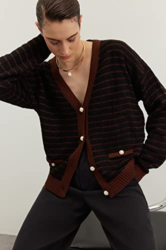 Trendyol FeMan Regular fit Basic V Neck Knitwear Cardigan,Brown,M