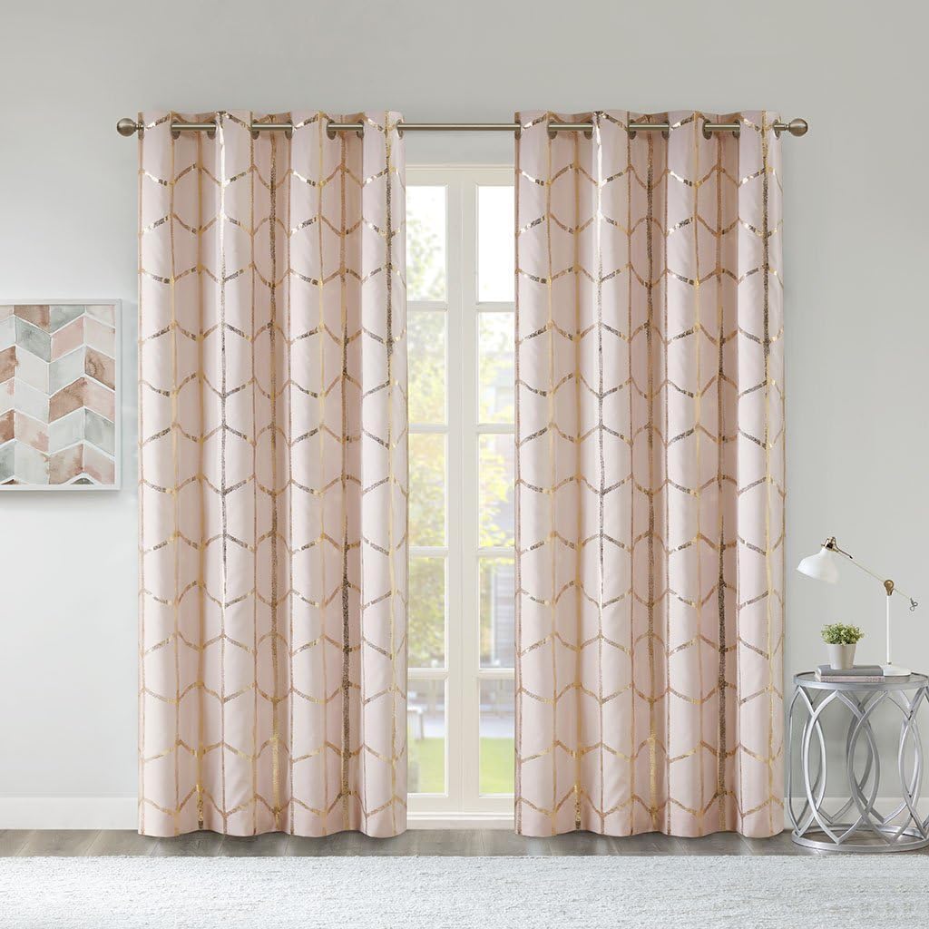 Intelligent Design Raina Total Blackout Metallic Print Grommet Top Single Curtain Panel Thermal Insulated Light Blocking Drape for Bedroom Living Room and Dorm, 50x63, Blush/Gold 1 Piece