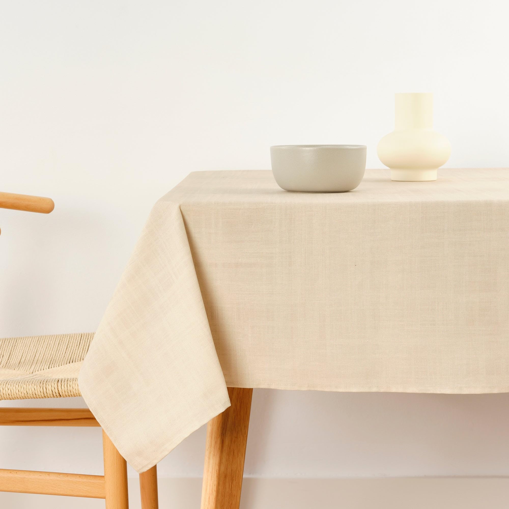 BELUM | Stain Resistant Tablecloth Size 155 x 155 cm - Extra Soft Touch Tablecloth - Medium Beige - Tablecloth 100% Made in Spain Fabric 100% Organic Cotton - Plain Model Tablecloth
