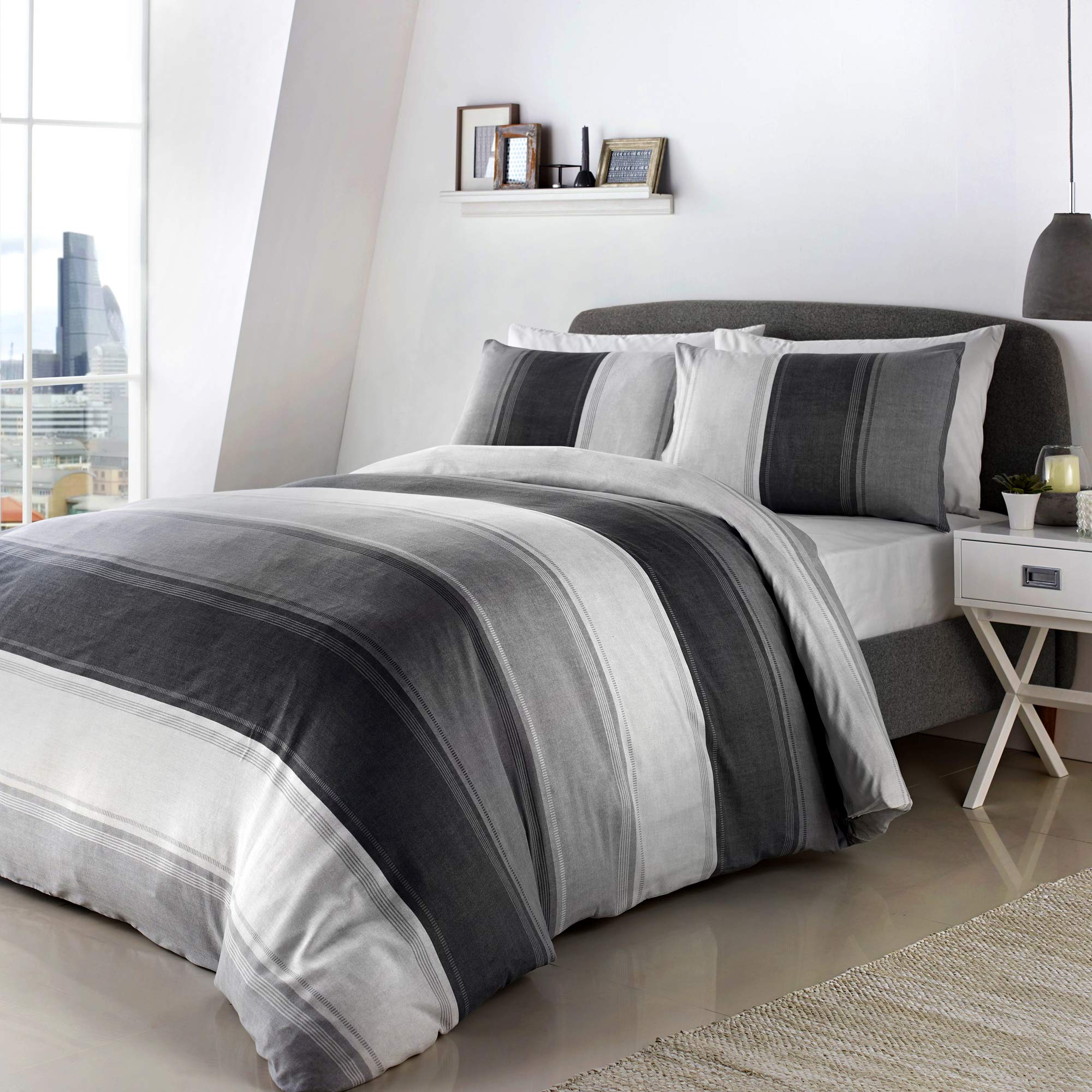 Fusion - White & Grey Wide Stripe Duvet Cover - Super King Bedding Size (26x 220cm) - Contemporary Stripe Duvet Cover in Grey - Grey Lined Bedding Set - Betley Classic Collection