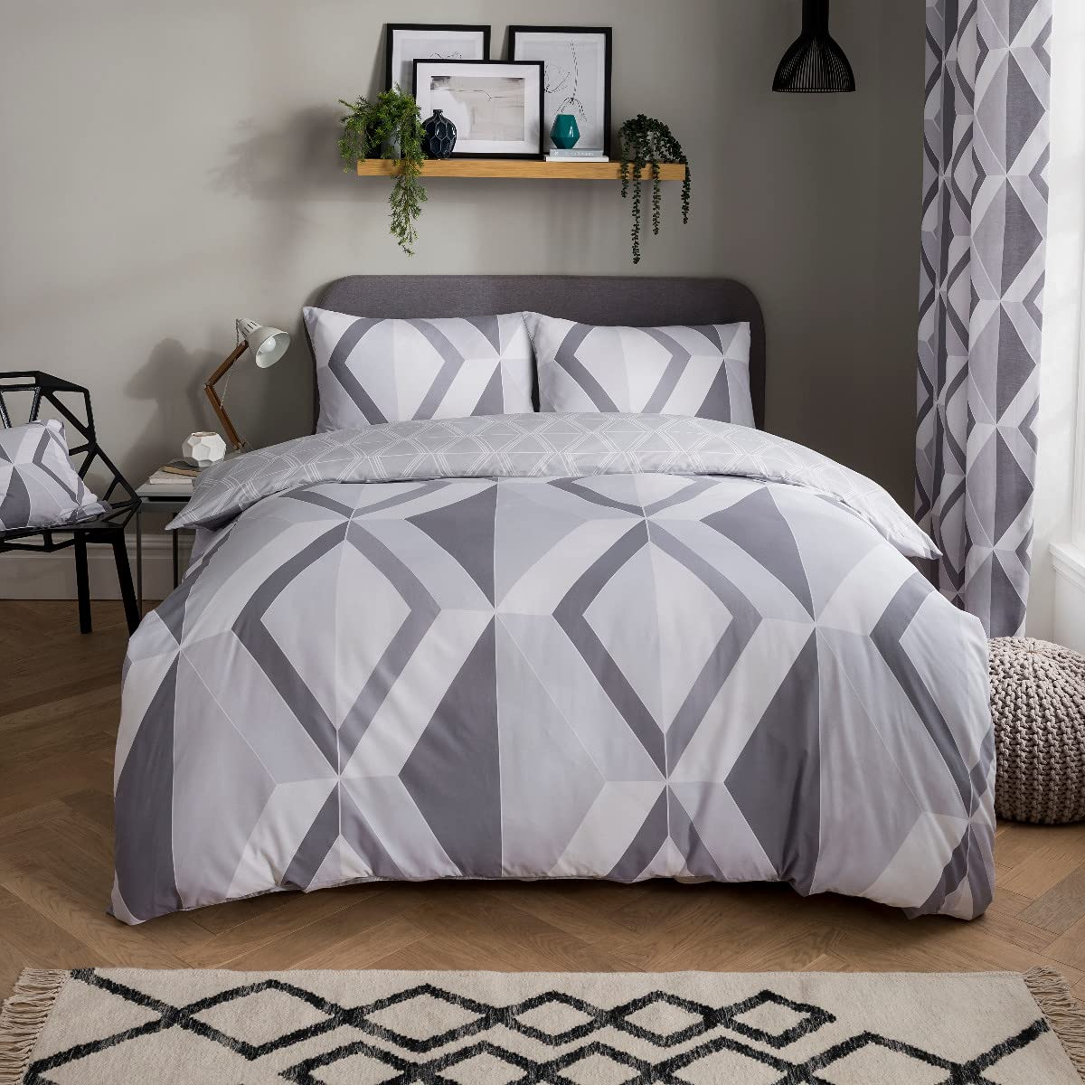 Sleepdown Large Diamond Geometric Grey Reversible Duvet Cover Quilt and Pillow Cases Bedding Set Soft Easy Care-King (230cm x 220cm), Polycotton